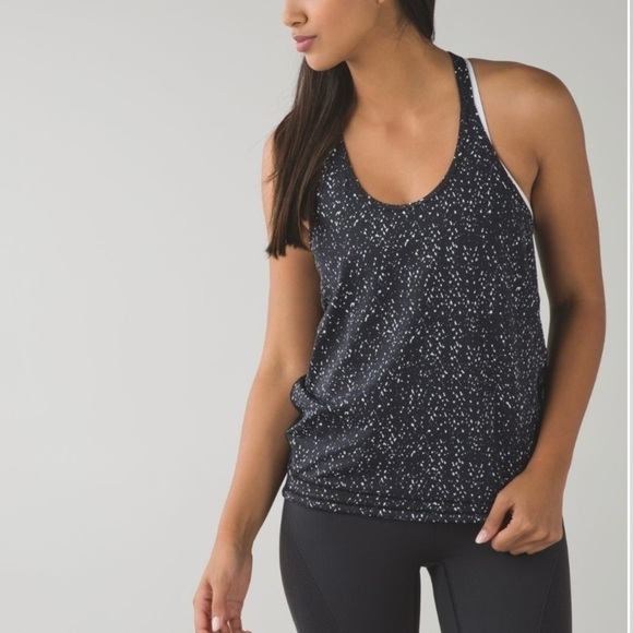 LULULEMON Drop It Like It's Hot Tank Butterfly Texture Black White Mesh Size 4 - Picture 3 of 13